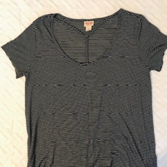 (3/$20) Mossimo T-Strap Shirt - Picture 1 of 5